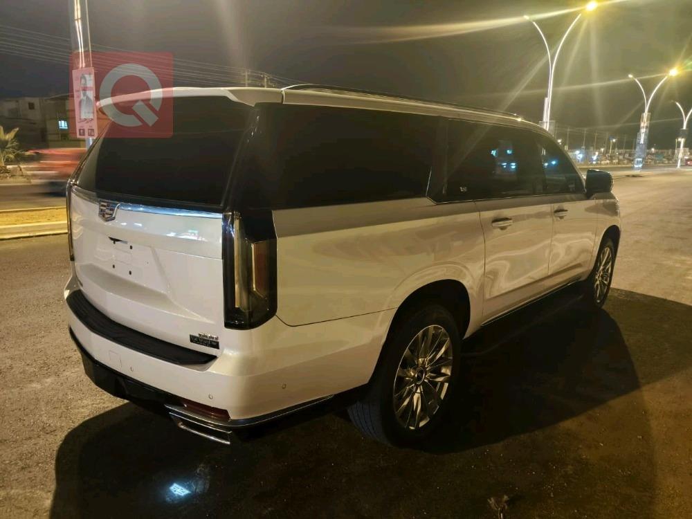 كاديلاك اسكاليد